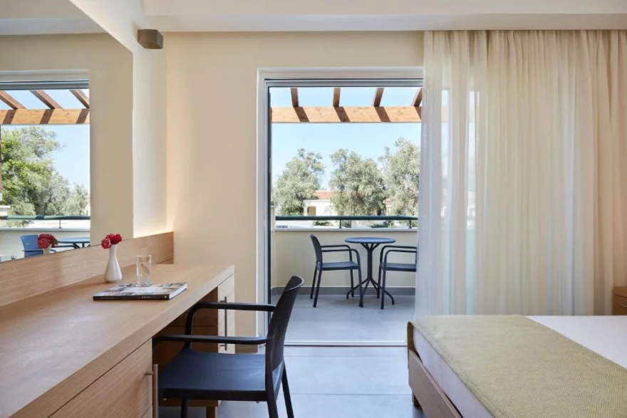 SENTIDO Apollo Palace