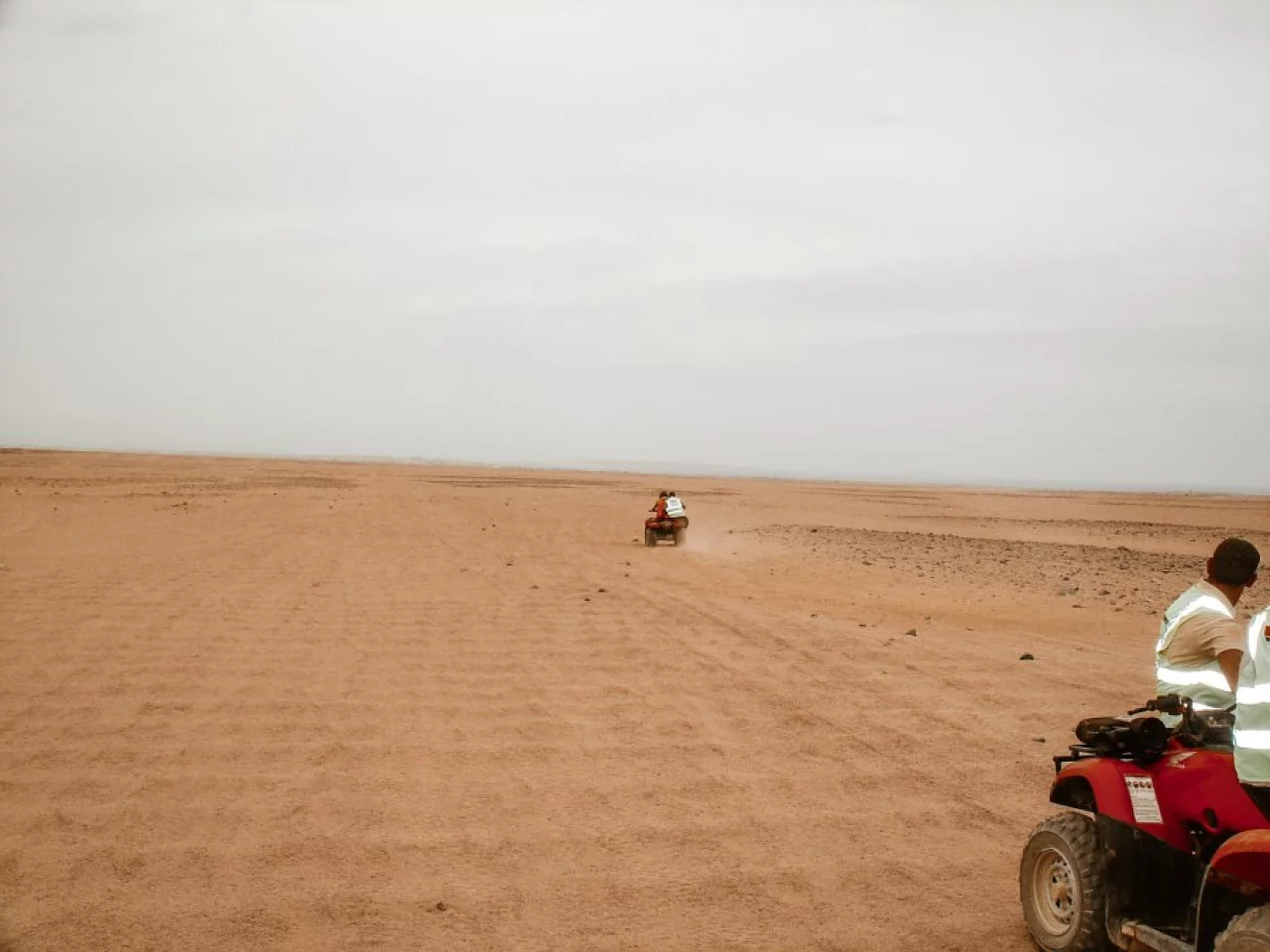 Quadrijden door de woestijn Hurghada - Reiskick