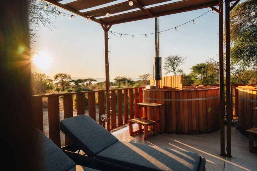 Elephant lodge Tanzania 2