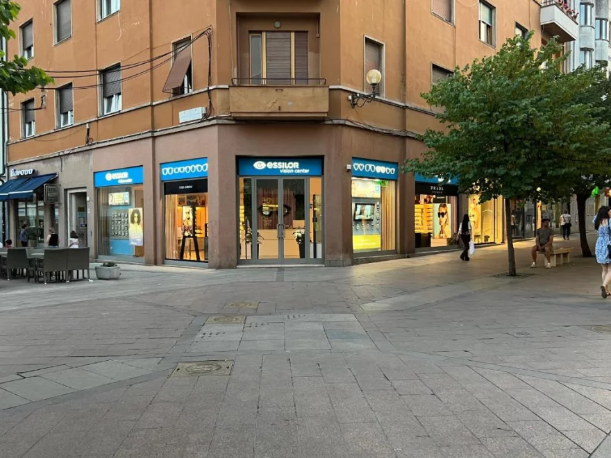 Emi Luxury Apartments 3