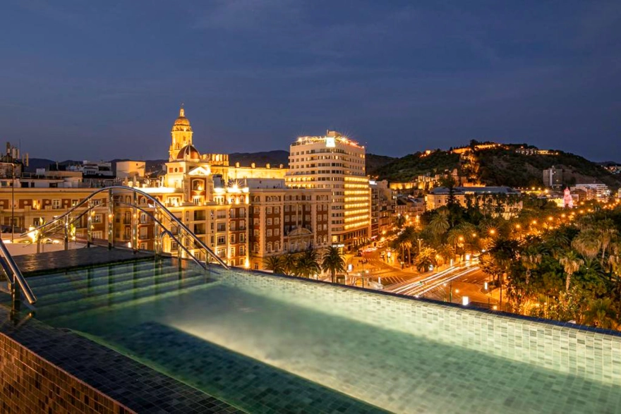 Only YOU hotel Malaga 1-2