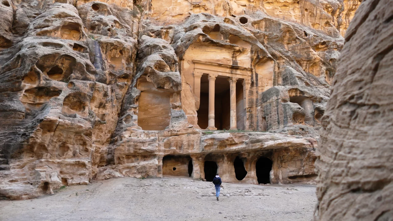 Achteringang petra / Backdoor Petra - Reiskick