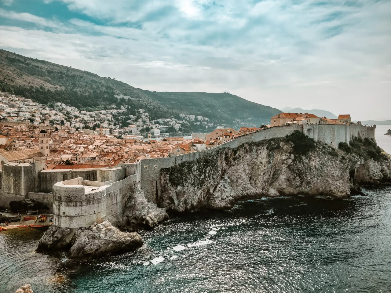 Wandel over de stadsmuren van Dubrovnik - Reiskick