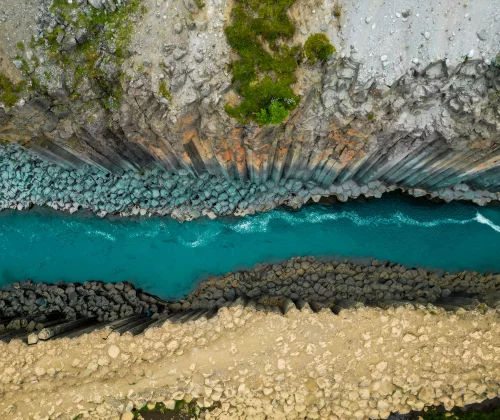 Studlagil Canyon Drone - Reiskick